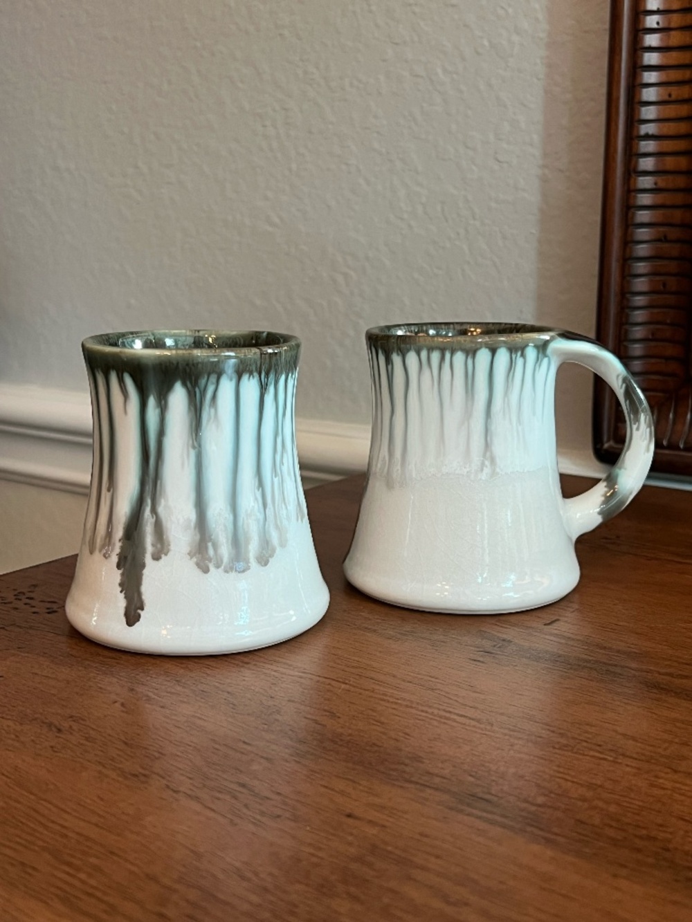 Vintage 1998 Edgecomb Potters Maine Coffee Mugs Set 2 Pottery Drip Glaze Signed